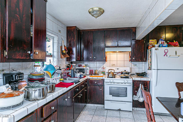 105 Julia Drive, Guadalupe CA: https://media.crmls.org/mediaz/084b24b9-e971-42fc-a2ce-fd72ba5eca84.jpg