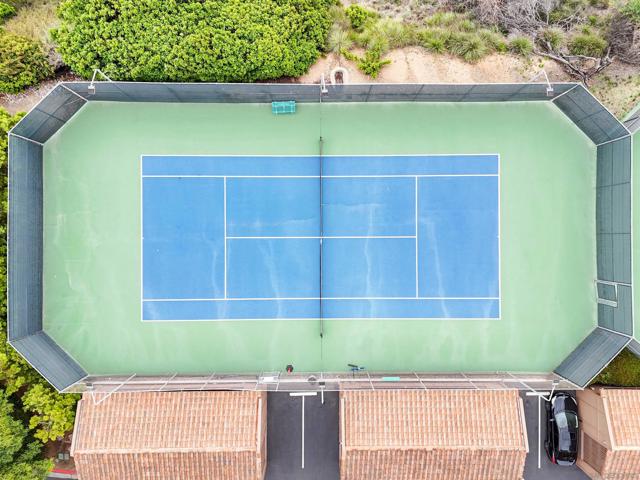 10250 Caminito Cuervo, San Diego CA: https://media.crmls.org/mediaz/084c3f6a-eb5b-48be-8a46-b904188eb1ef.jpg