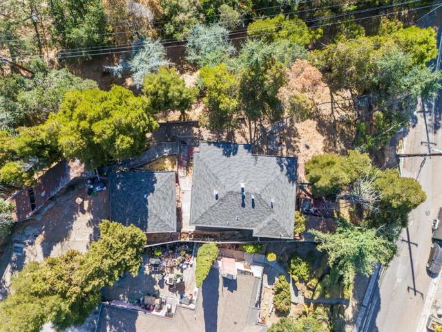 9560 Alcala Avenue, Oakland CA: https://media.crmls.org/mediaz/084e2e1f-7ae2-470f-8d99-0708401482c9.jpg