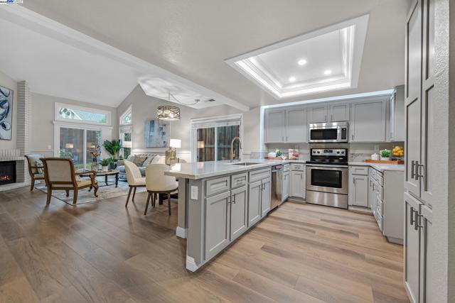 1410 Groth Cir, Pleasanton CA: https://media.crmls.org/mediaz/084e60cf-41c4-45ae-bed8-2791297c0f9a.jpg