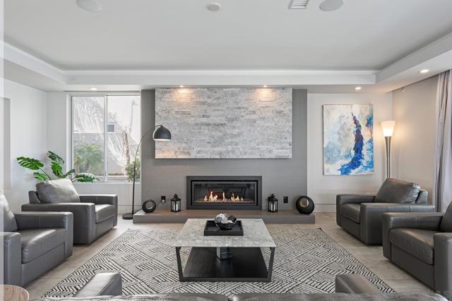 5 Spinnaker Way, Coronado CA: https://media.crmls.org/mediaz/084f3d8e-4b71-4a49-ba26-1e66658715d5.jpg