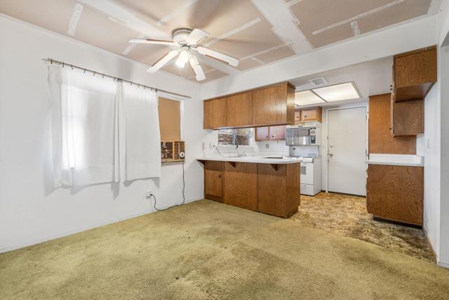 38280 Chuperosa Lane, Cathedral City CA: https://media.crmls.org/mediaz/084fadf8-c1ce-4262-a9a5-4b07aa94e8dc.jpg