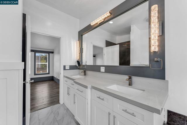 189 Suez Dr, Pacheco CA: https://media.crmls.org/mediaz/085063e5-ab74-4617-8ee3-4c2e968637ed.jpg