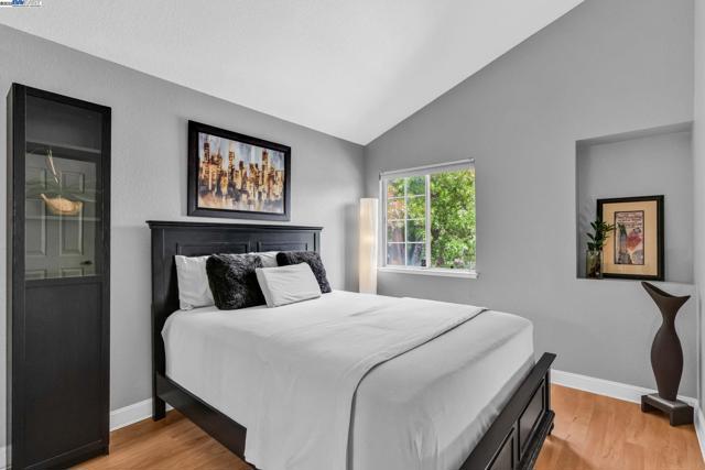5473 Rainflower Dr, Livermore CA: https://media.crmls.org/mediaz/08523926-5be7-409f-9727-e2229035794e.jpg