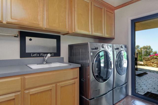 20753 Scenic Vista Drive, San Jose CA: https://media.crmls.org/mediaz/0853296c-29e2-411f-ae23-90bd42738c3f.jpg