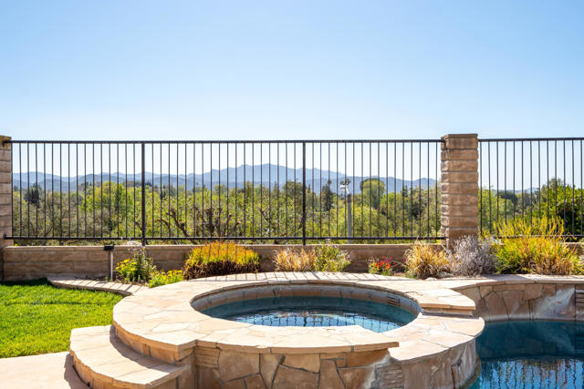 4 Bed Home for Sale in Thousand Oaks, California