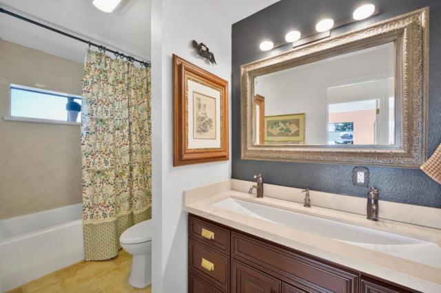 17750 Trumpp Court, Morgan Hill CA: https://media.crmls.org/mediaz/0853cb8f-9a5b-4132-8312-1b30bb3e2ef5.jpg