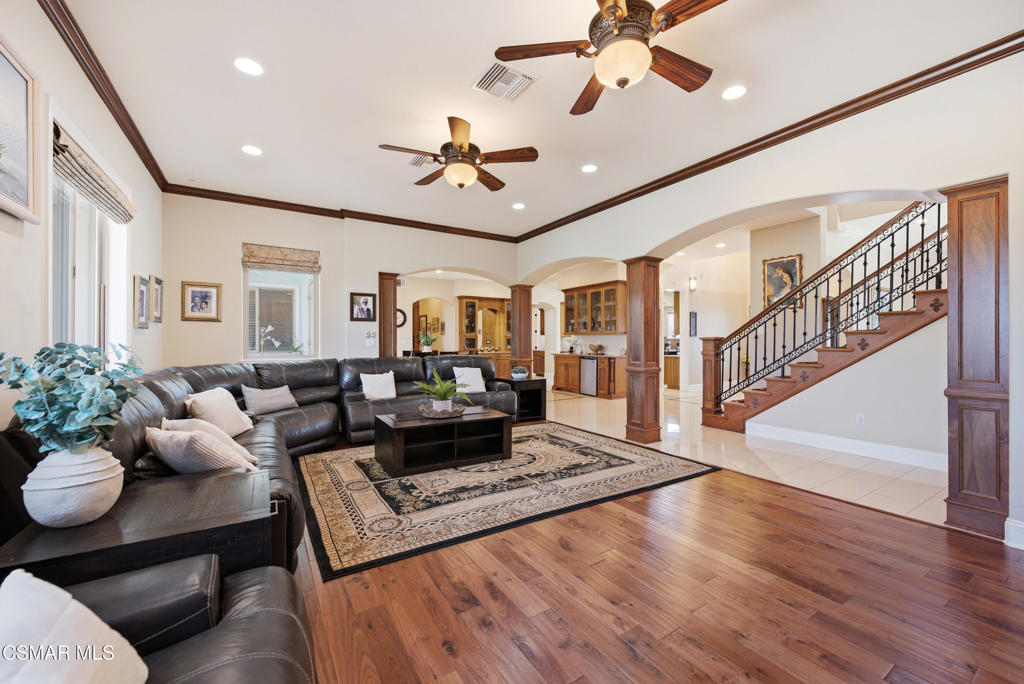 MLS #226001879 image #9