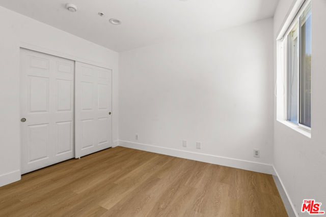 16100 West Sunset Boulevard, 104 photo 7