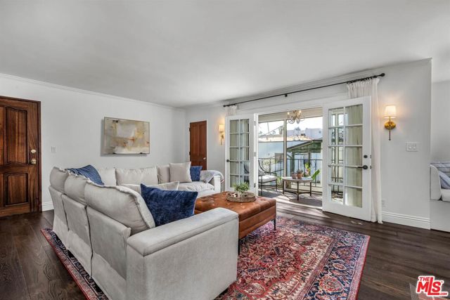 833 21st Street, 7 photo 3