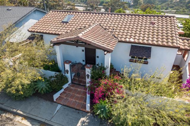 2541 Haller St, San Diego CA: https://media.crmls.org/mediaz/0856e02e-c926-4f96-b7da-b78b346c664c.jpg