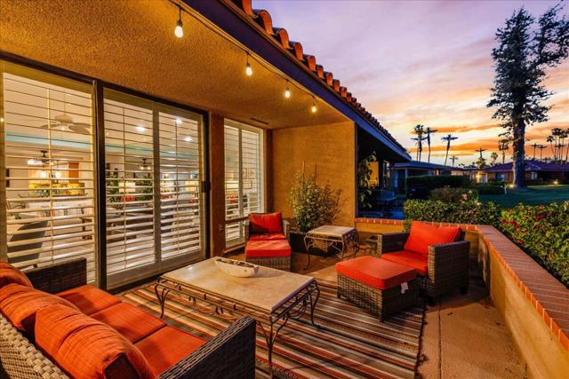 43 Sunrise Drive, Rancho Mirage CA: https://media.crmls.org/mediaz/0857dc63-a0d5-4445-89a3-5cd1ee039fe6.jpg