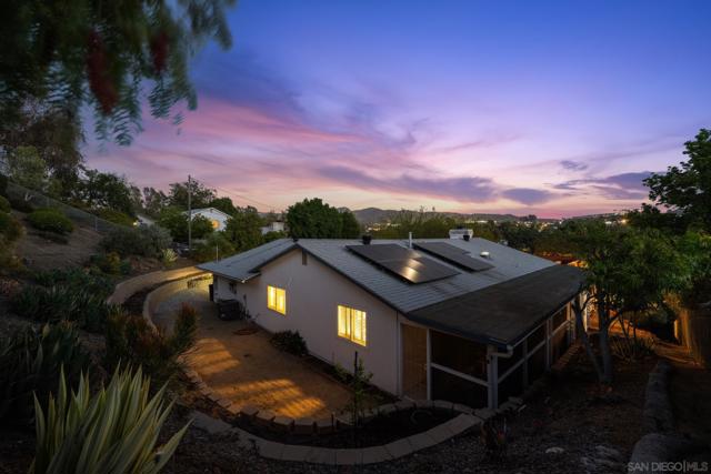 13008 Ha Hana Road, Lakeside CA: https://media.crmls.org/mediaz/0859aa2b-ee2e-4f1b-9dc3-e9cf808369a4.jpg