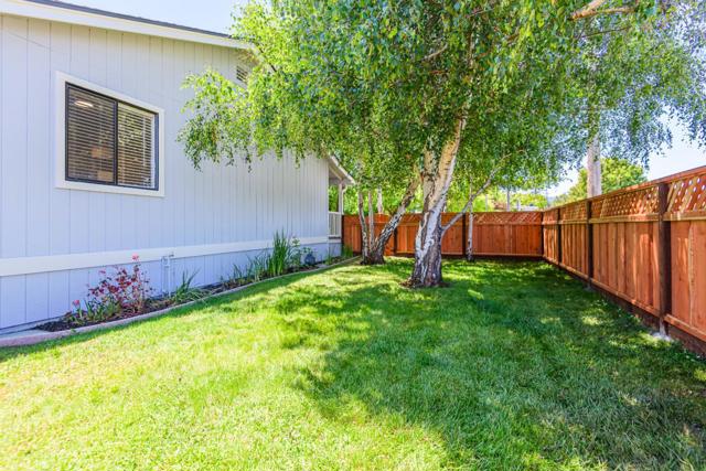1105 Valota Road, Redwood City CA: https://media.crmls.org/mediaz/085ab47b-fe9a-4c4f-a1d4-3418a606ef1f.jpg