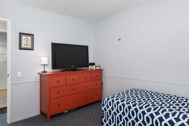 160 Hilligoss Drive, Cathedral City CA: https://media.crmls.org/mediaz/085b3499-5054-4d43-b616-937f4dff37d9.jpg