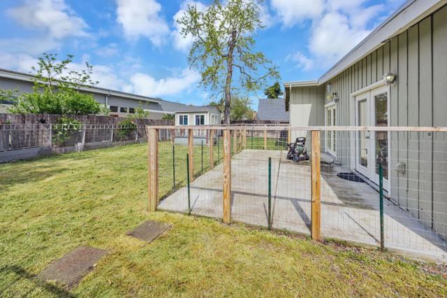 915 Colorado Boulevard, Santa Rosa CA: https://media.crmls.org/mediaz/085b8090-a296-44b2-a8ea-c11ff2e1022c.jpg