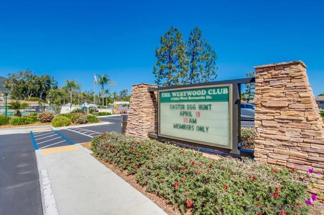 17937 Myrica Ln, San Diego CA: https://media.crmls.org/mediaz/085bc715-87f6-4a40-af61-9b5238f37c6f.jpg