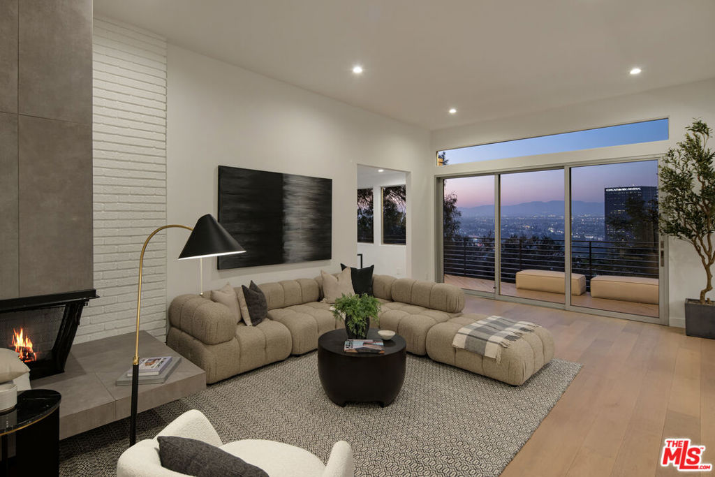 MLS #25622093 image #10