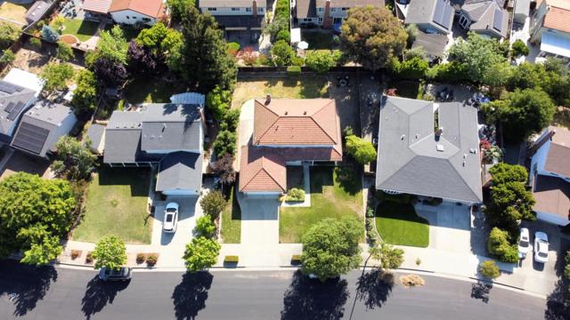 6104 Castello Drive, San Jose CA: https://media.crmls.org/mediaz/085cbaa6-21b0-46fc-809f-53607e72df95.jpg