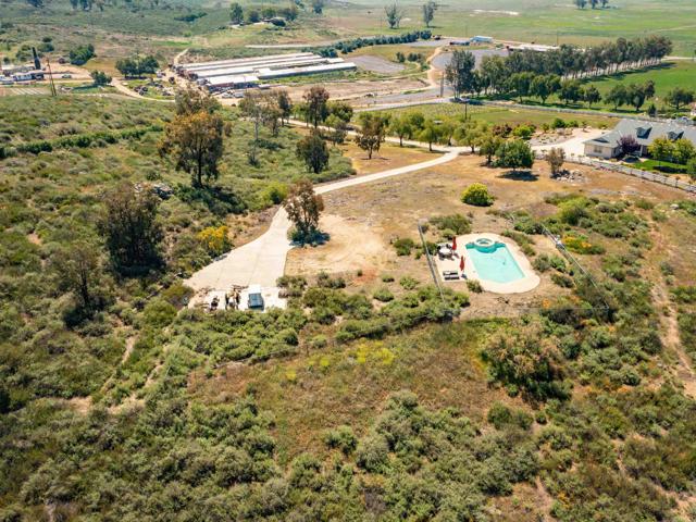 Detail Gallery Image 2 of 42 For 18405 Rangeland Rd, Ramona,  CA 92065 - – Beds | – Baths