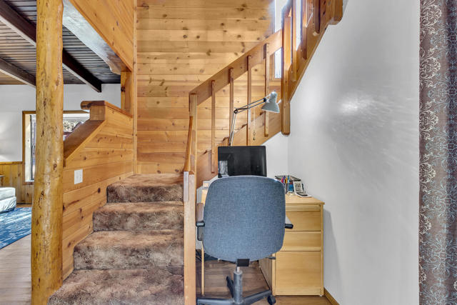 53340 Idyllbrook Drive, Idyllwild CA: https://media.crmls.org/mediaz/085eba15-6e70-4bac-ab5b-99f38f30b262.jpg