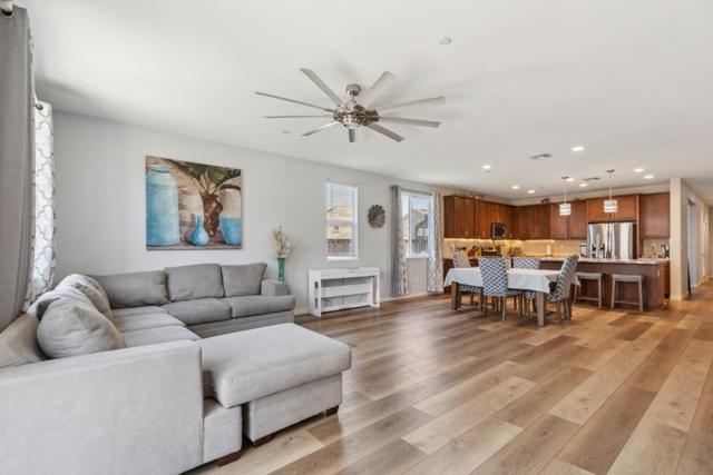 410 Thistle Court, Hollister CA: https://media.crmls.org/mediaz/085ed405-f762-45a1-b857-d2a45879a8f3.jpg
