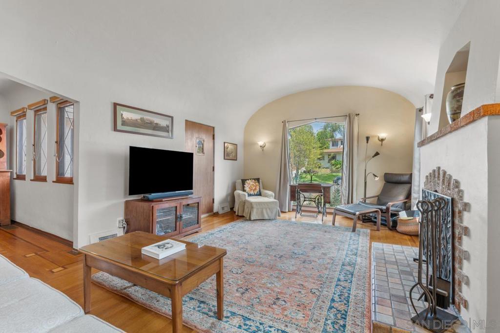 3576 Villa Terrace - photo 9