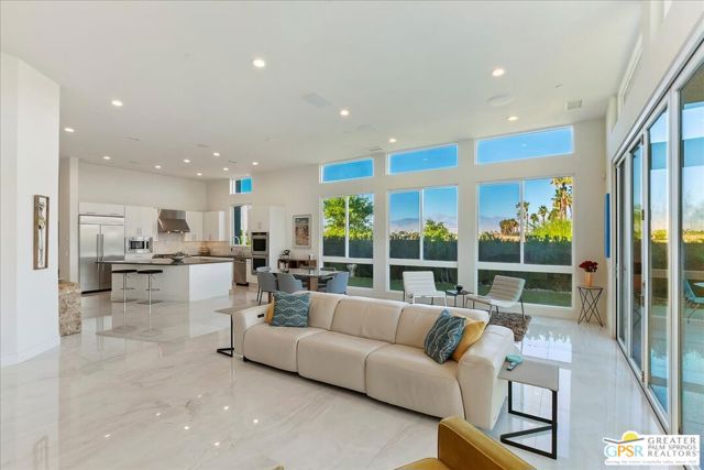 1280 Celadon Street, Palm Springs CA: https://media.crmls.org/mediaz/086066eb-d58b-4763-b484-1f27e5074173.jpg