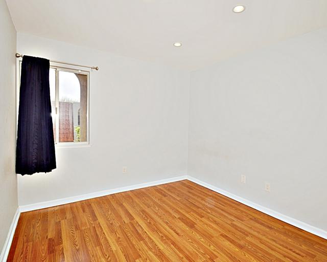 2230 N N. Indian Canyon Way Drive, Palm Springs CA: https://media.crmls.org/mediaz/08618a9b-1e52-4add-8787-9c8cca1b6a58.jpg