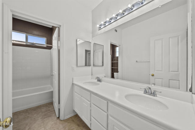 Detail Gallery Image 22 of 41 For 1930 Ribera Dr, Oxnard,  CA 93030 - 5 Beds | 3 Baths