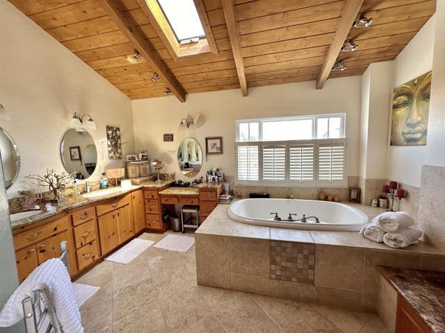 Image 44 of 51 For 823 San Luis Rey Avenue