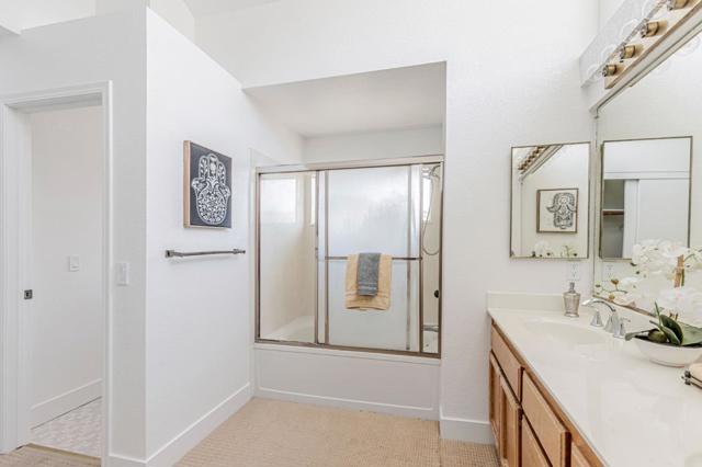 17152 Tassajara Circle, Morgan Hill CA: https://media.crmls.org/mediaz/0862d278-3f5b-4492-889e-7388d14e9894.jpg