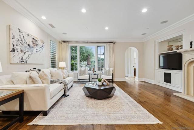 16918 Blue Shadows Ln, San Diego CA: https://media.crmls.org/mediaz/08653376-9134-4a74-bd26-60f1179913ea.jpg