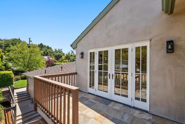 221 Sunset Terrace, Scotts Valley CA: https://media.crmls.org/mediaz/08675106-afa9-447d-a3cc-a9909479c348.jpg