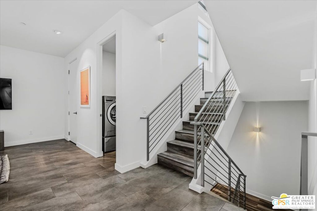 MLS #25563805PS image #25