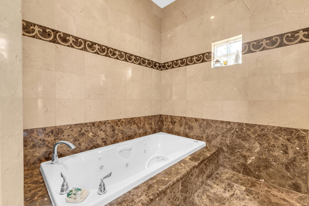 MLS #219132495PS img 5