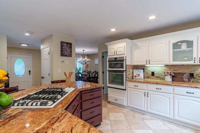 6020 Sherry Lee Lane, Salinas CA: https://media.crmls.org/mediaz/086ad9b6-3a8b-43ab-8678-4f13ca384a79.jpg