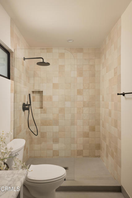 6900 Lurline Avenue, Los Angeles CA: https://media.crmls.org/mediaz/086b3a71-5b35-4f77-be9d-ce755d6d8542.jpg