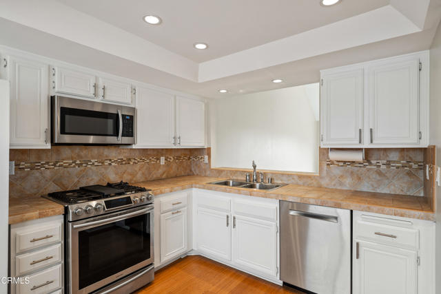 Detail Gallery Image 11 of 42 For 558 Terrace View Pl, Port Hueneme,  CA 93041 - 2 Beds | 2 Baths
