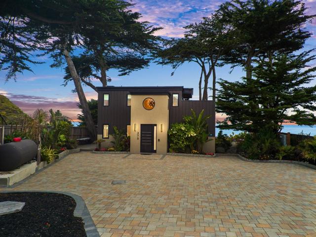 275 Davenport Landing Road, Davenport CA: https://media.crmls.org/mediaz/086dde8d-573c-4665-9c9b-3a0ca685f030.jpg