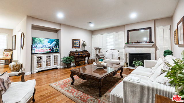 18131 Andrea Circle, 4 photo 3