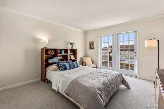 27126 Mariscal Ln, Mission Viejo CA: https://media.crmls.org/mediaz/086ea018-e68a-450a-a0e0-839c0eb4b3f7.jpg
