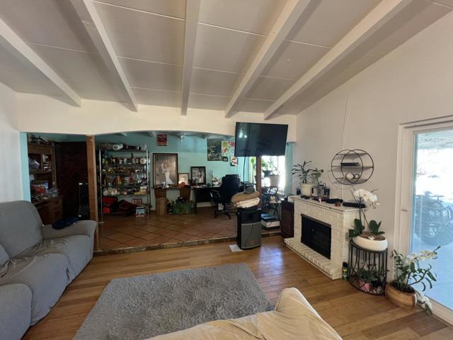 21130 Hot Springs Road, Desert Hot Springs CA: https://media.crmls.org/mediaz/086ed4ae-96d8-4df3-88f8-b38471ce96c1.jpg