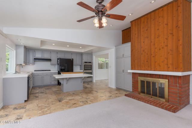 2927 Shirley Drive, Newbury Park CA: https://media.crmls.org/mediaz/086f7c81-4923-48da-b2f2-ebd095d9f70f.jpg
