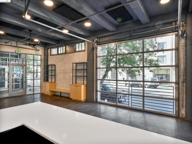 201 3rd St Unit 102, Oakland, California 94607, ,Commercial Sale,For Sale,3rd St Unit 102,41068775