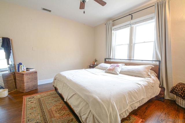 4445 50th St, San Diego CA: https://media.crmls.org/mediaz/086fa09a-2c82-4cf7-970c-e78df1df9c03.jpg
