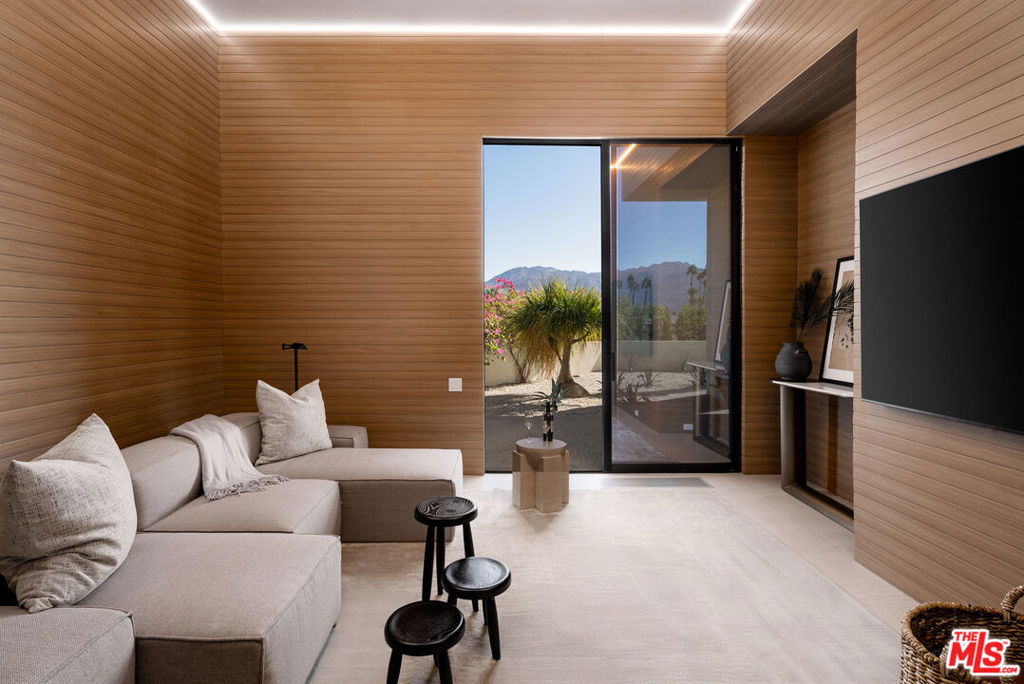 MLS #25583557 image #16