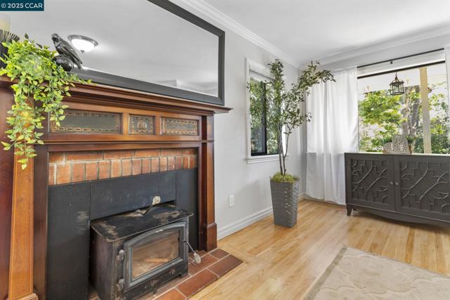 3348 Betty Ln, Lafayette CA: https://media.crmls.org/mediaz/08703146-e06e-4c72-a3d4-eccc108a6b73.jpg