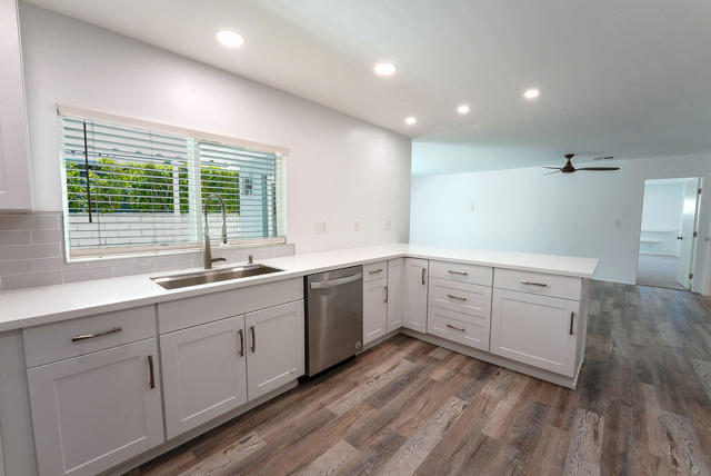 126 Monte Carlo Street, Rancho Mirage CA: https://media.crmls.org/mediaz/08703ae3-2eed-48ca-939e-44294ef89f01.jpg