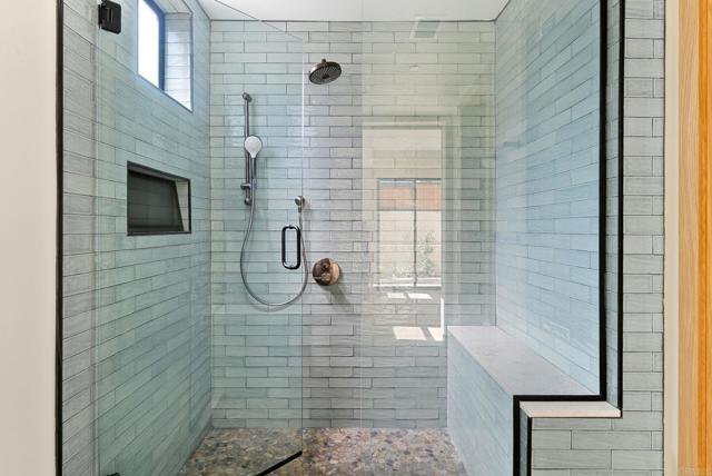 Detail Gallery Image 13 of 22 For 2670 Roosevelt St, Carlsbad,  CA 92008 - 2 Beds | 2 Baths